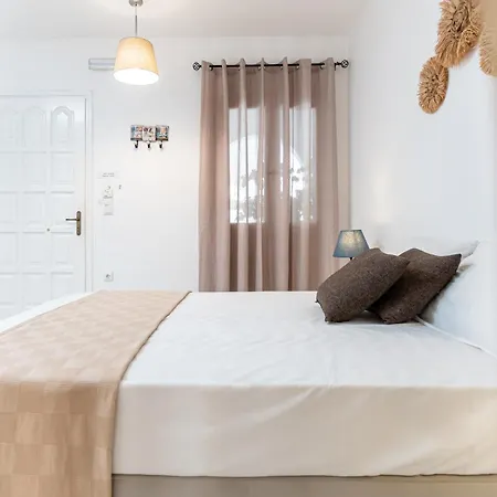 Optasia - Naxos Center Апартаменты *