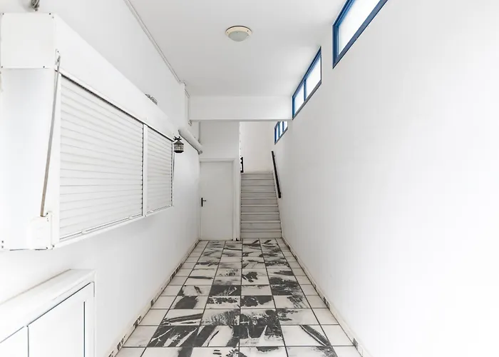 Optasia - Naxos Center