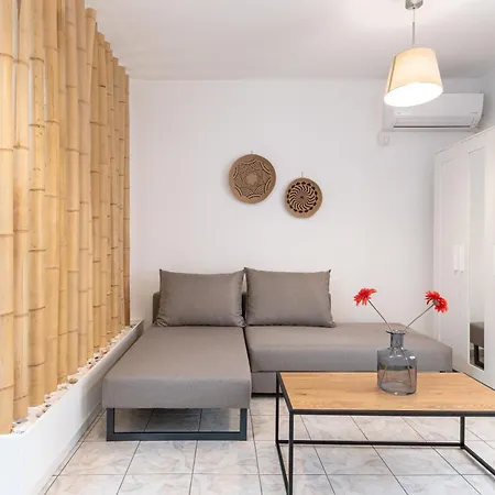 Optasia - Naxos Center Apartment