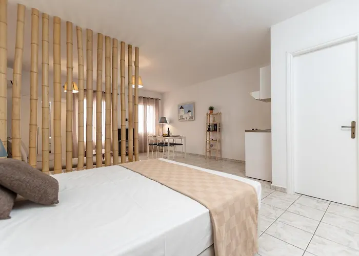 Optasia - Naxos Center Lägenhet